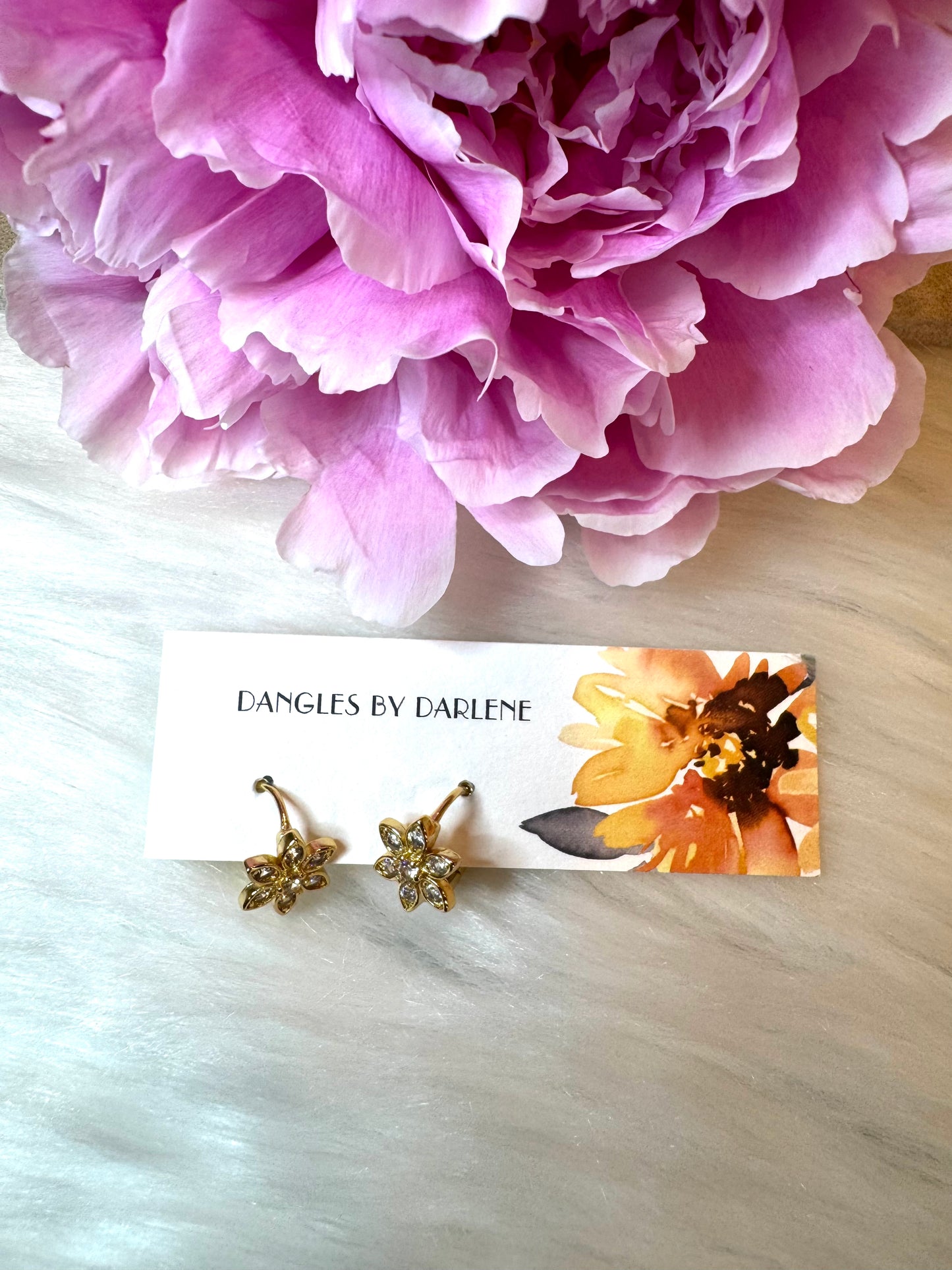 Flower Huggies